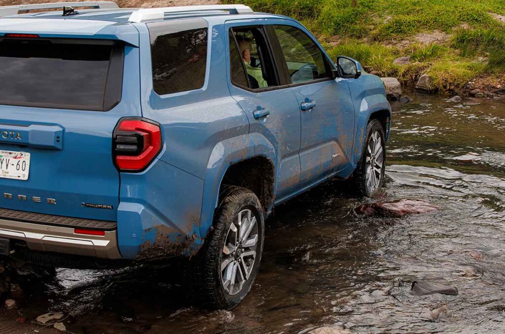 Toyota 4Runner HEV 1