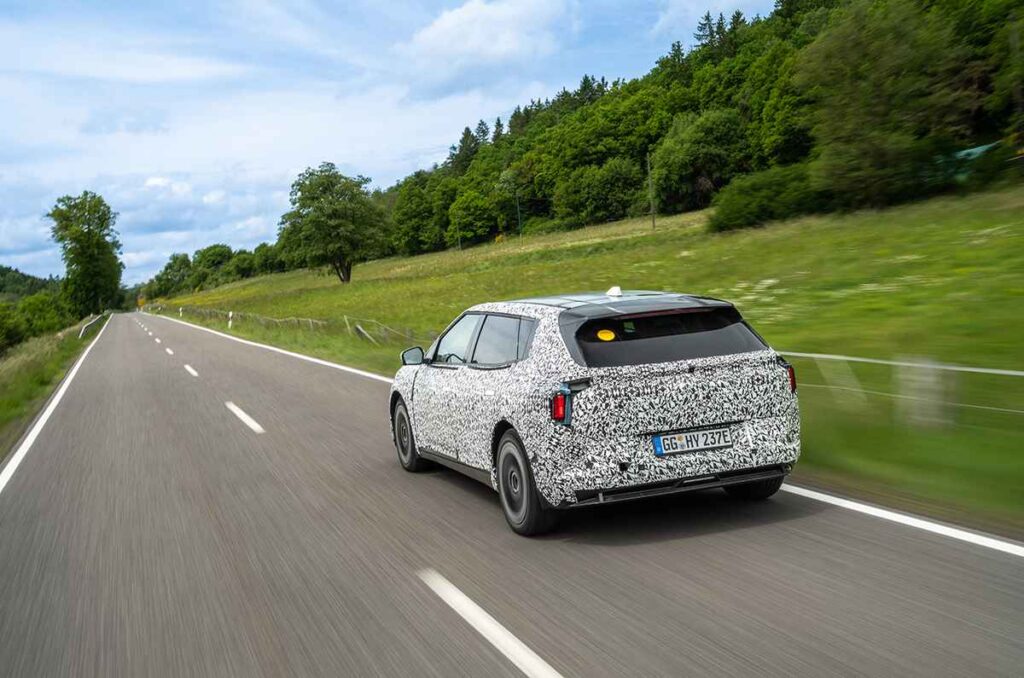 Kia prueba la batería del EV4 0