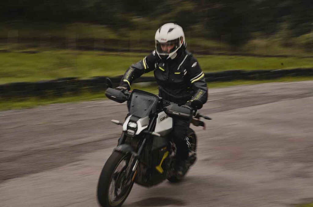 Can Am incursiona en la movilidad eléctrica 1