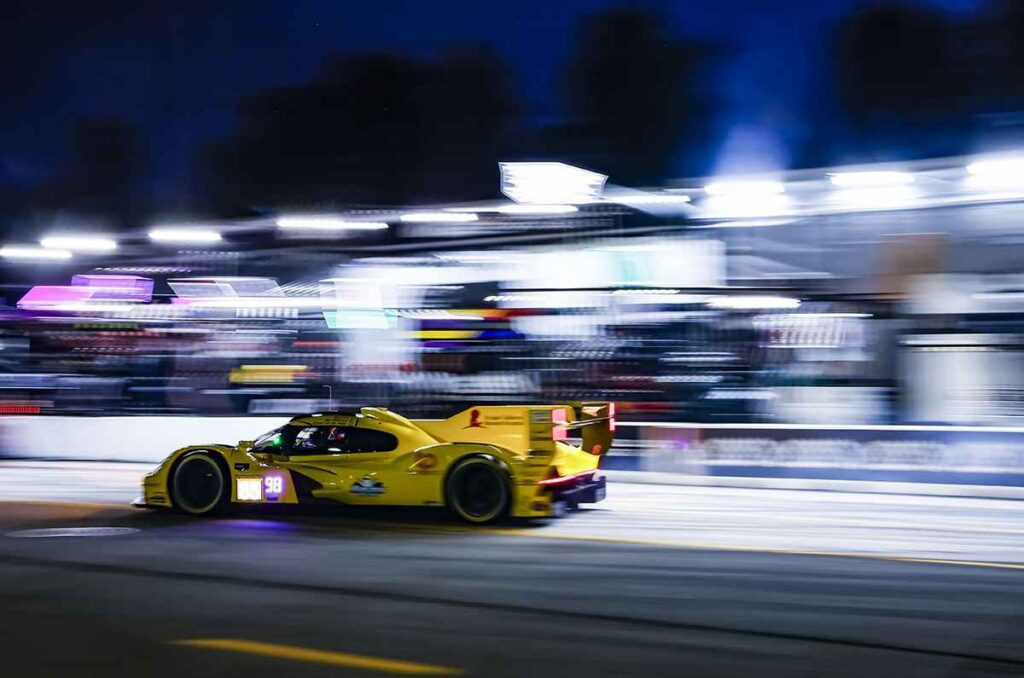 Porsche ganador absoluto en IMSA 0
