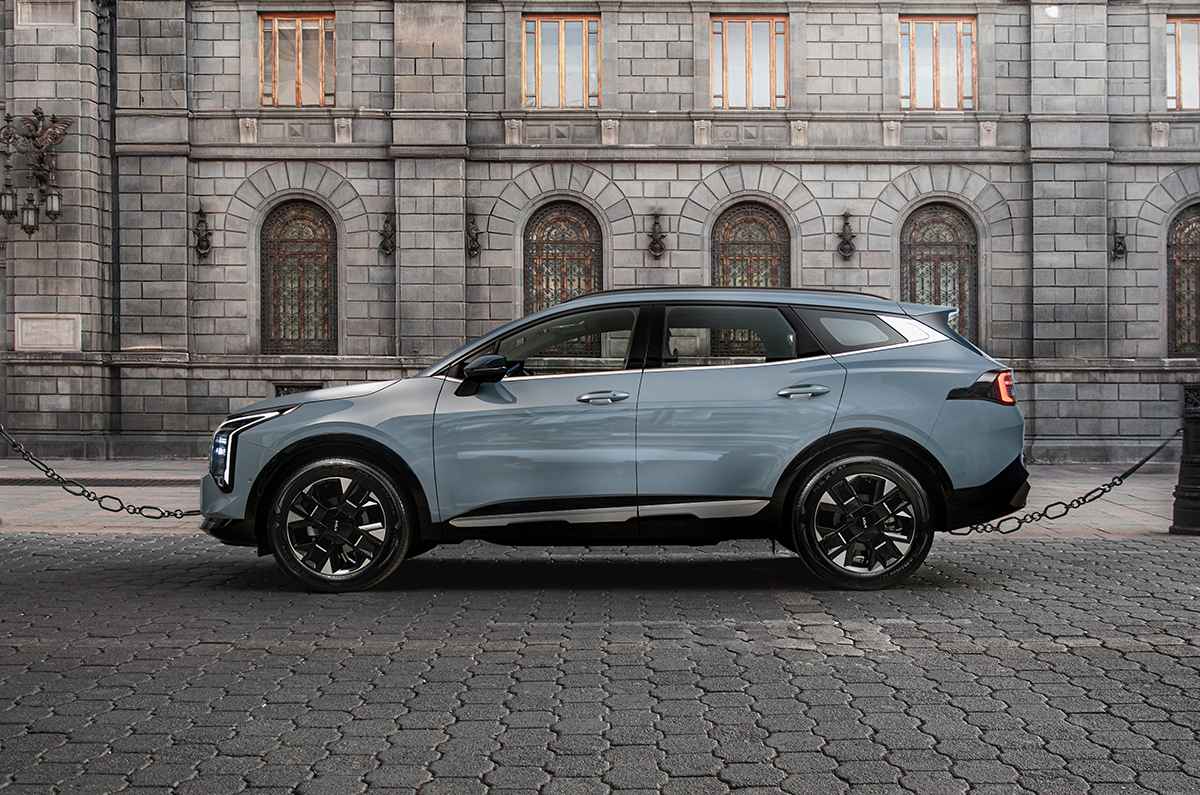 Nueva versión híbrida de Kia Sportage