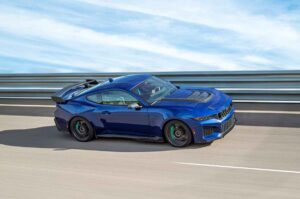 <strong>Ford Mustang Dark Horse SC</strong>