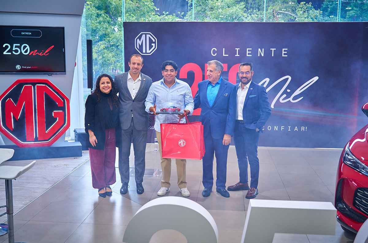 MG México cinco años 250 000 clientes