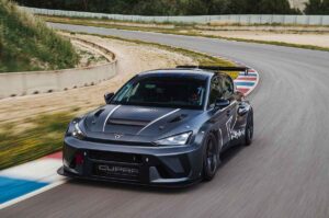 Cupra comprometido con el deporte motor