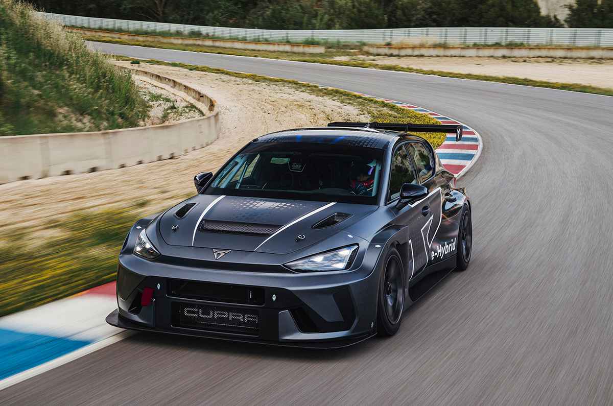 Cupra comprometido con el deporte motor